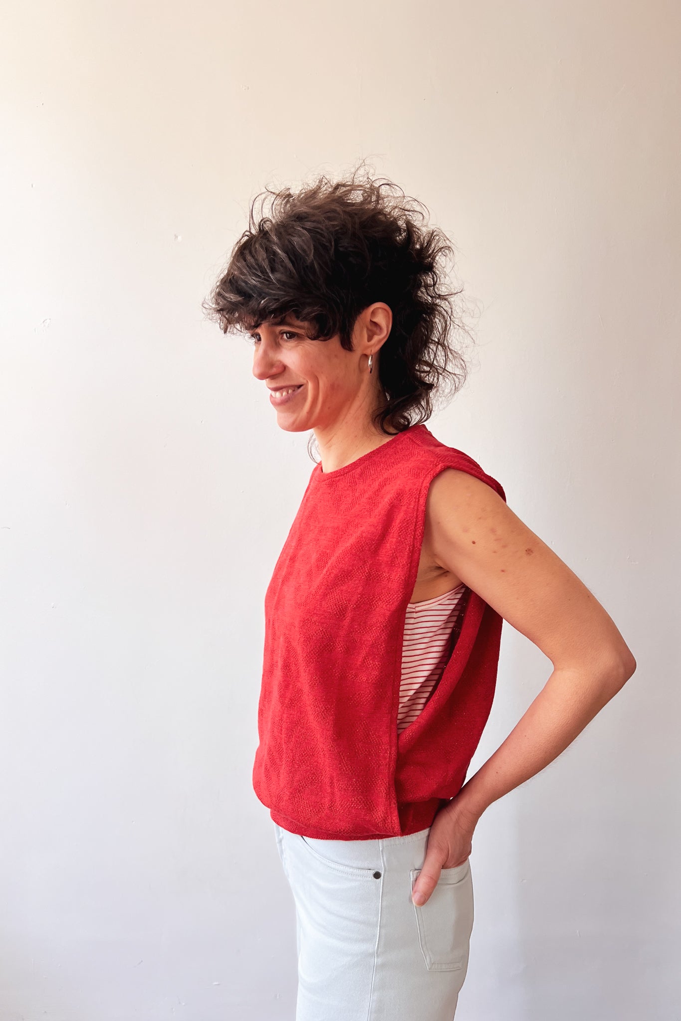 Sleeveless Sweater Sienna - Coral Jacquard
