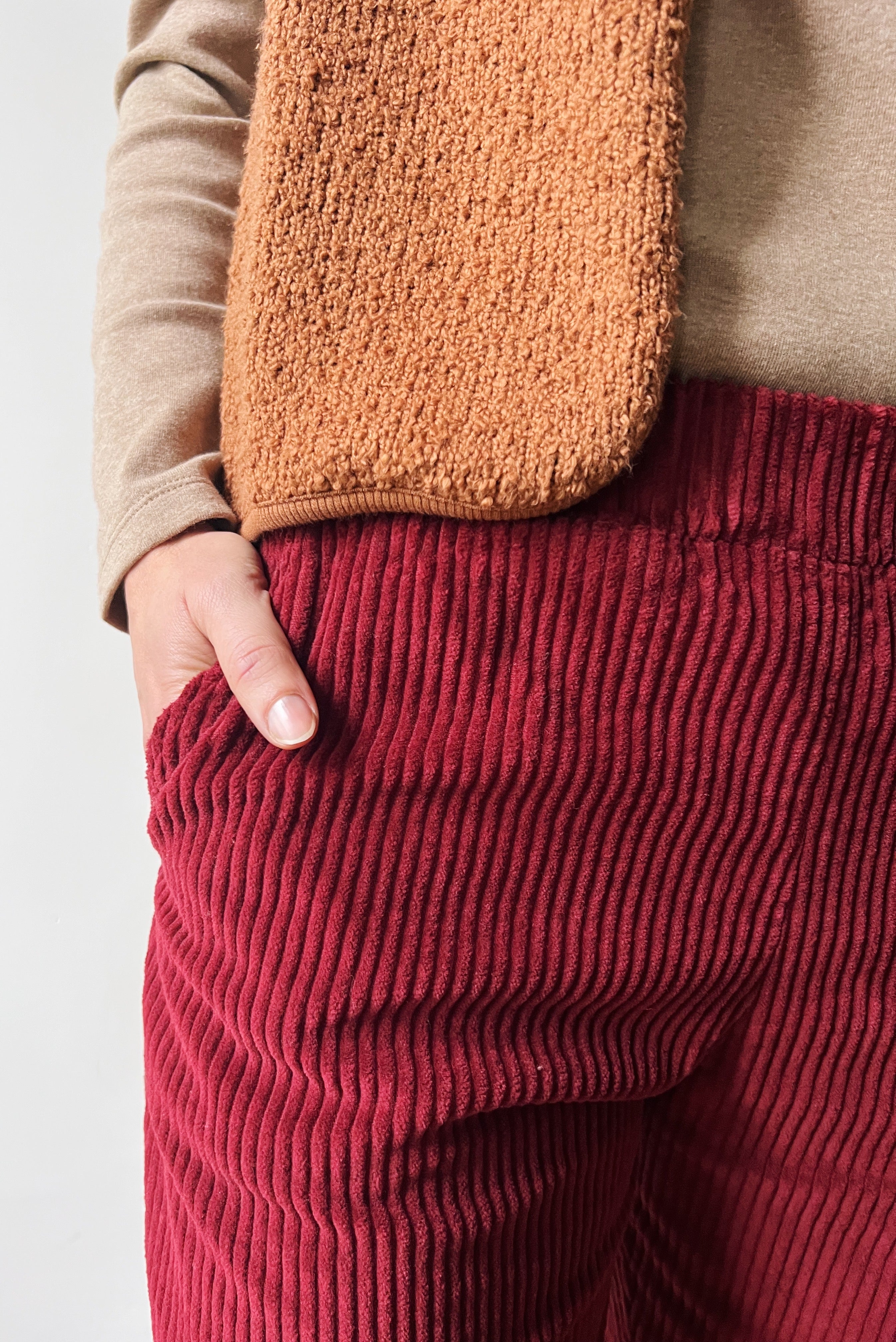 Pants May - Corduroy - Pomegranate