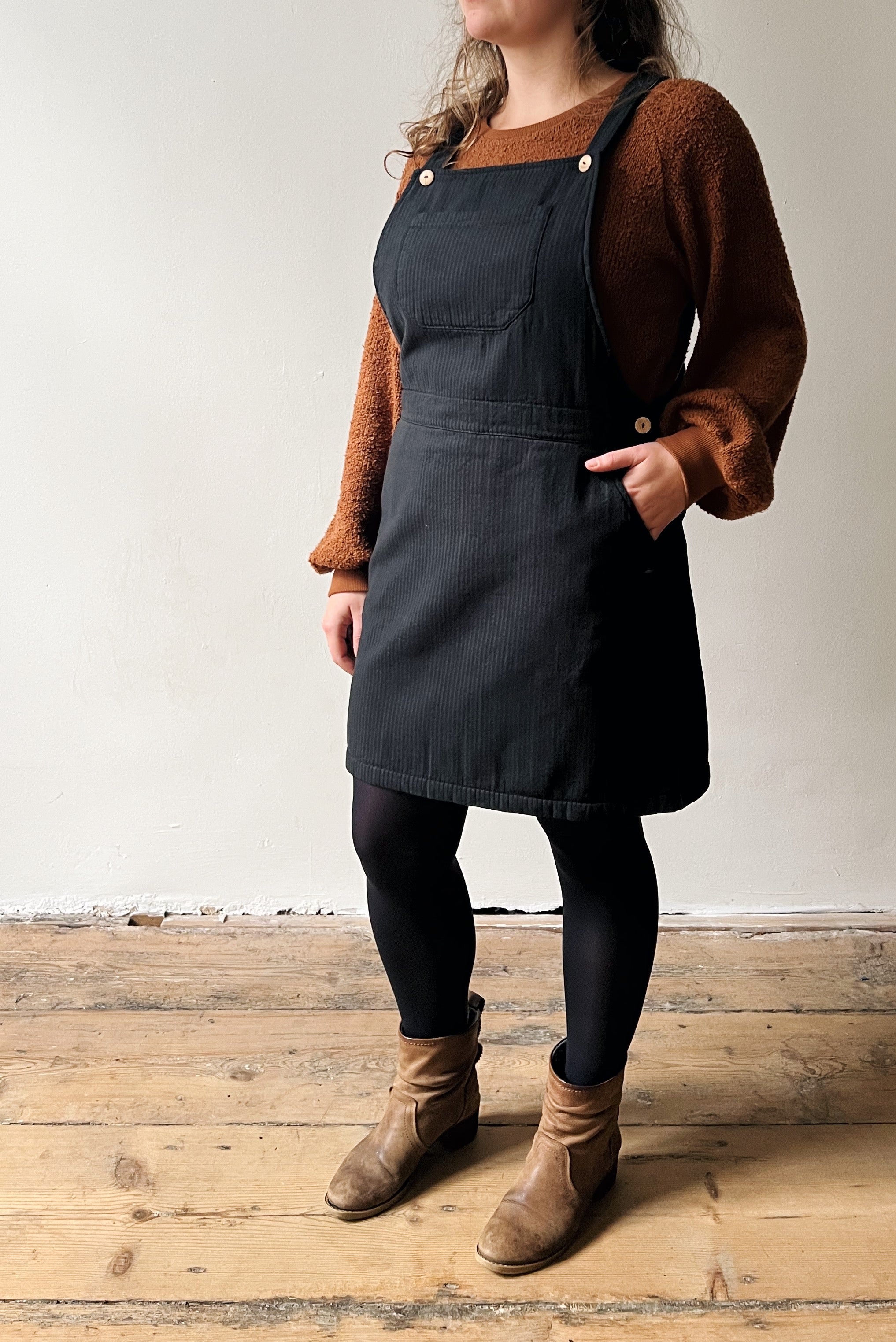 Salopettedress Kimberley - Reversed Corduroy - Antra